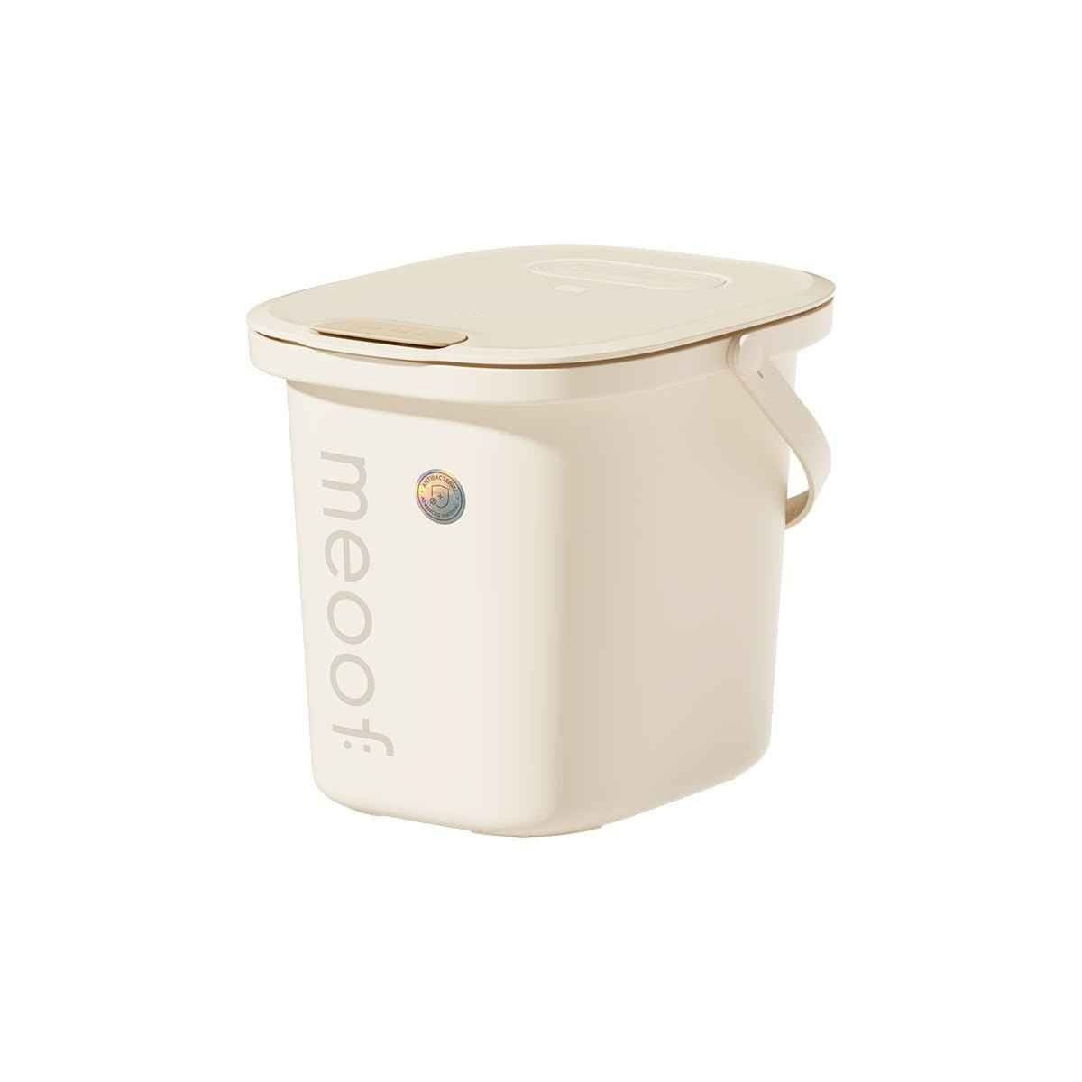 Smart Vacuum Pet Food Storage Container by Meoof